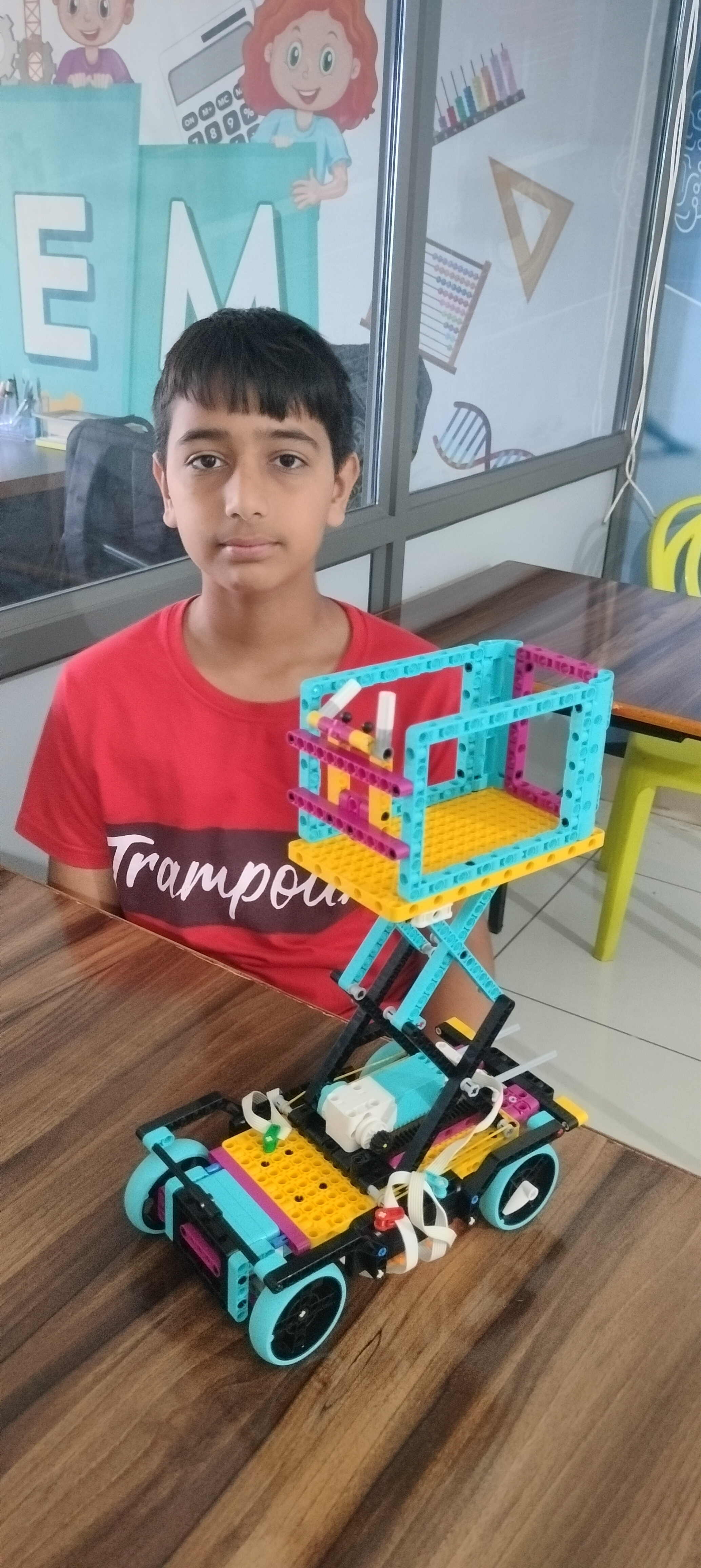Senior Robo Innovator - Robotics & Coding Course at RoboSTEM Academy Rajkot